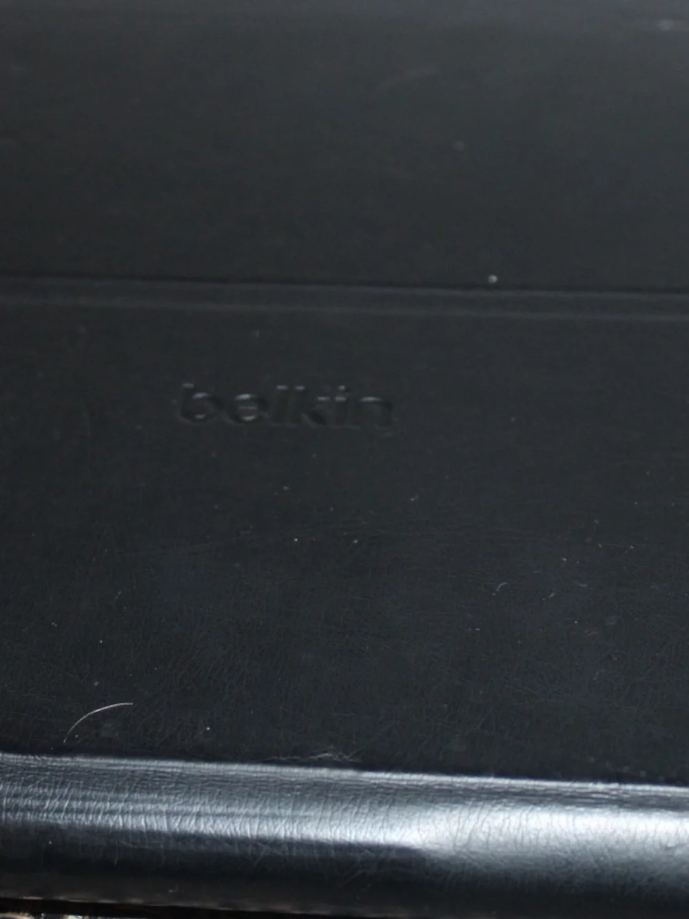 Belkin Ultimate Keyboard/Cover Case for Ipad iPad 4/3/2